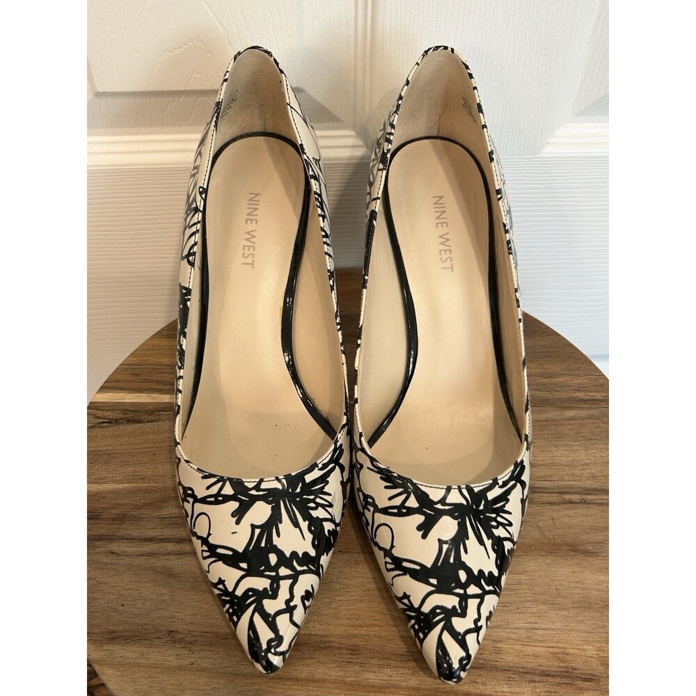 Nine West Women’s Pointed Toe Stiletto Slip-On Pumps Black/White Floral 9M